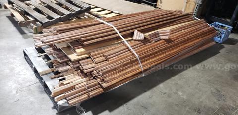 1 Lot of Oak Trim