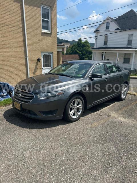2016 Ford Taurus(119738)