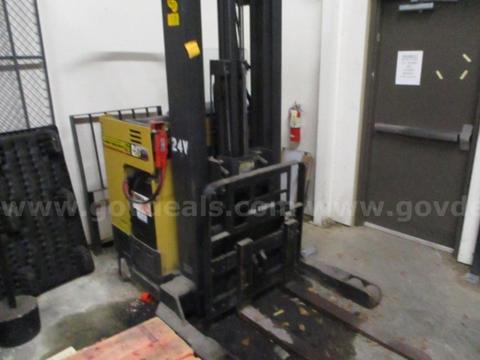 FORKLIFT, CAT, 1998, LOT 9160, AR26023898-001