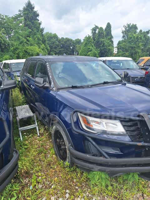 2017 Ford Explorer(E01452)
