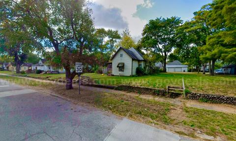Large Residential Lot near Indiana State University