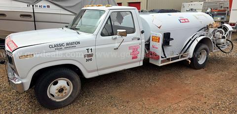 1986 Ford F-350 Aviation Fuel Truck - 650 Gallon Tank - Manual Transmission