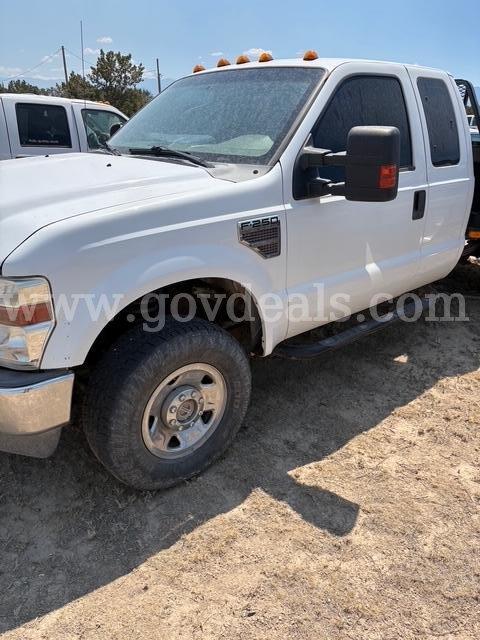 2010 Ford F-250 SD XL SuperCab 4WD