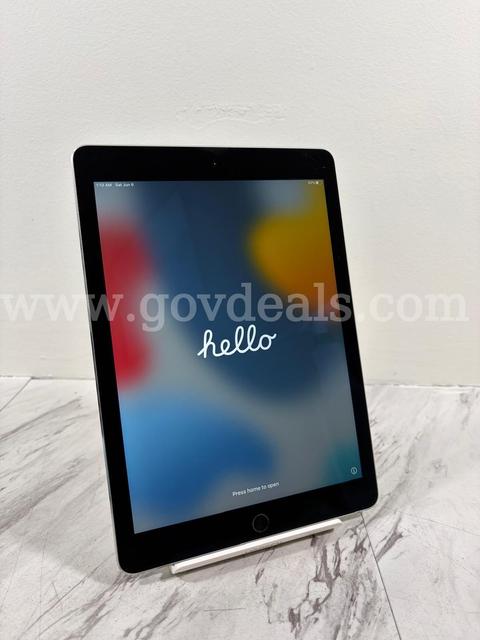 iPad Air 2 / Wi-Fi / 32 GB