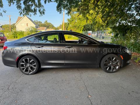 2015 Chrysler 200