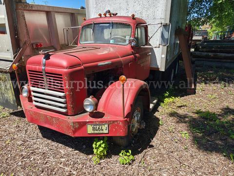1968 Hendrickson B360 Van Truck