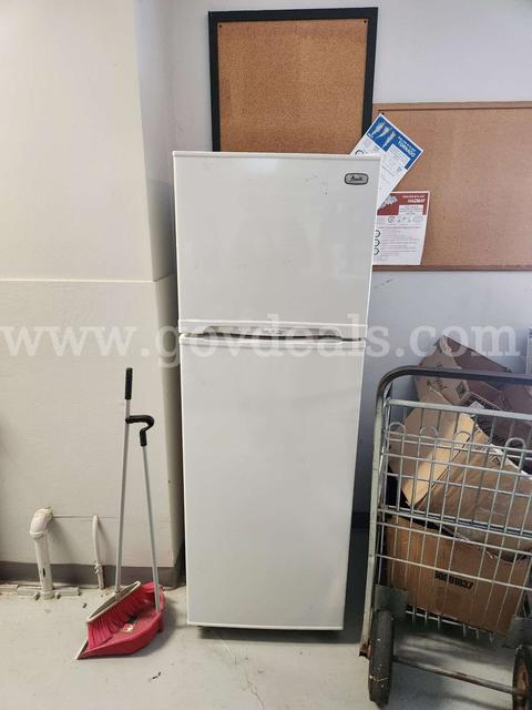 22X63 Refrigerator/Freezer (no ice maker