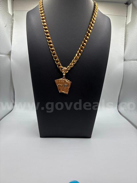 Elegant, 18”, Heavy Cuban Link Chain Necklace W/ Royal Flush Card Pendant. 24K Real Gold Filled.