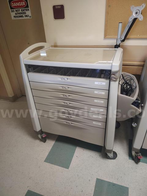 Used Long Term Care Medical Carts