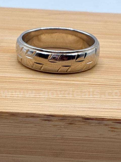 Rhodium Clad (Silver) Mens Size 12 Band.