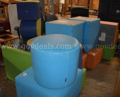 COLORFUL CHILDRENS COUCH/PLAY SET
