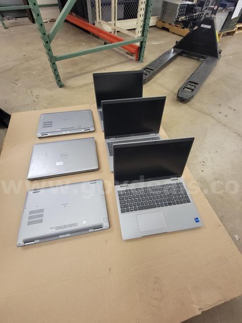 LOT OF 30 LAPTOPS