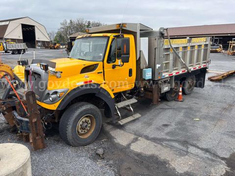 2012 International WorkStar 7600 Dump Truck – Non‑Operational / Engine Disassembled