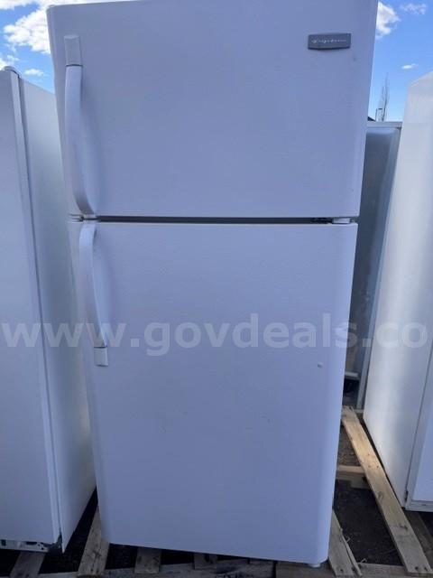 Frigidaire fridge/Freezer combo