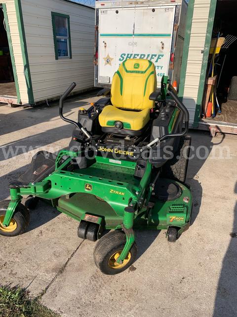 John Deere Lawn Mower