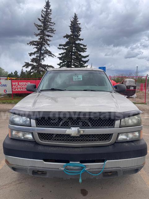2003 Chevrolet Silverado 2500HD 4WD CREW CAB PICKUP 4-DR, 6.0L V8 OHV 16V