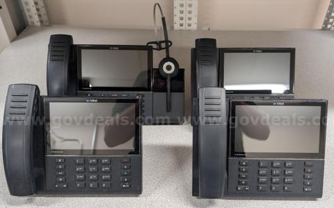 Mitel Office phones- lot of 132