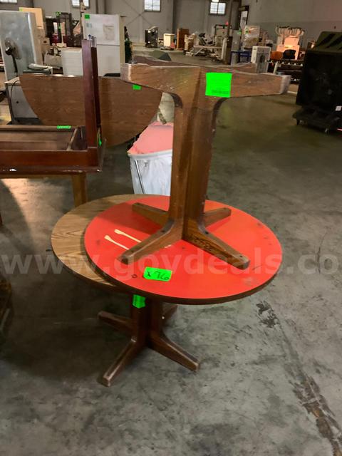 Table (2 pcs)