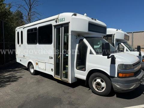 2014 Chevrolet Express G4500 Transit Bus