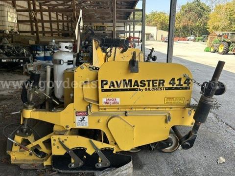2022 Gilcrest PavMaster 414 Pull-Paver