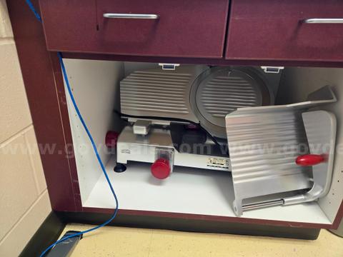 General Slicing Medium Duty Machine