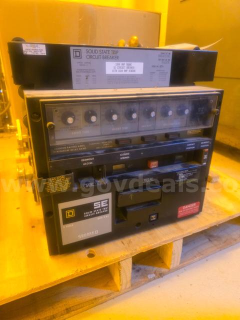 Square D SE 1600-Amp Drawout Circuit Breaker – 3-Pole, 600 VAC