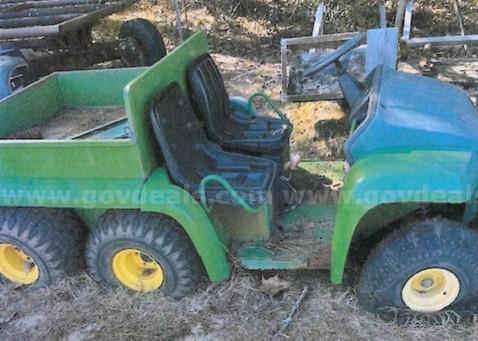 John Deere Gator Utility Vehicle