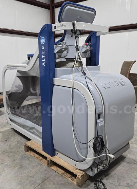 ALTER G M320 ANTI GRAVITY TREADMILL