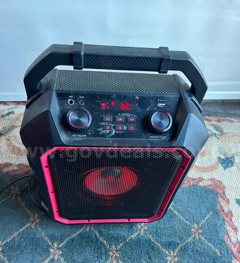 Blackweb Wireless Bluetooth Speaker