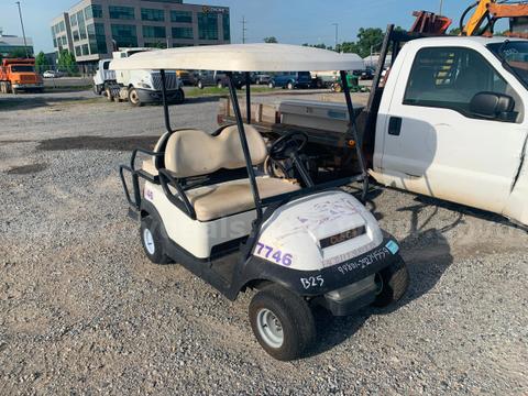 CLUB CAR MOTORIZED CART