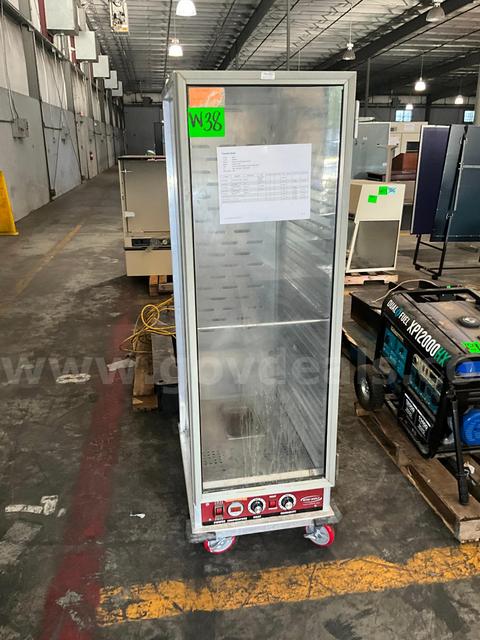 Holding Cabinet, Rolling