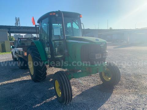 JOHN DEERE TRACTOR (DIESEL)