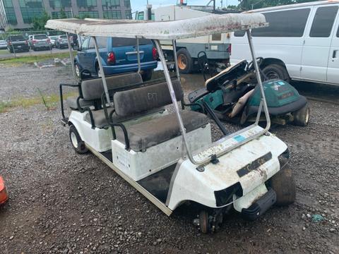 CLUB CAR GOLF CART