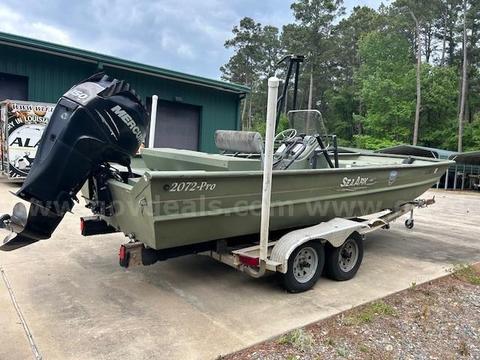 Boat w/Trailer & Motor