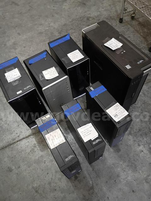 Lot of (7) Desktop Computers
