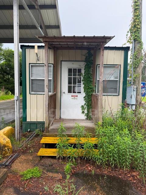 Portable Building / Guard Shack