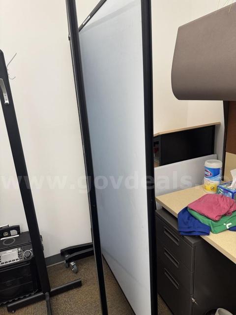 2 Rolling Whiteboards