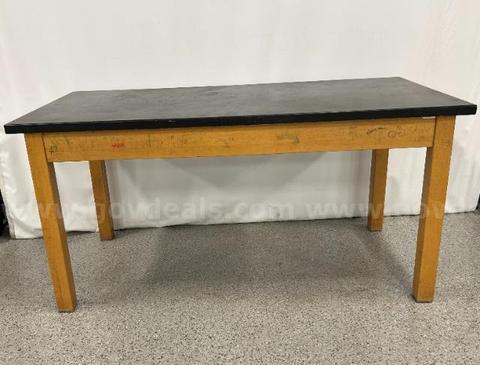 Laboratory Table