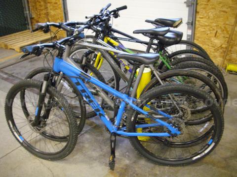 6 TREK BIKES (GD4299)