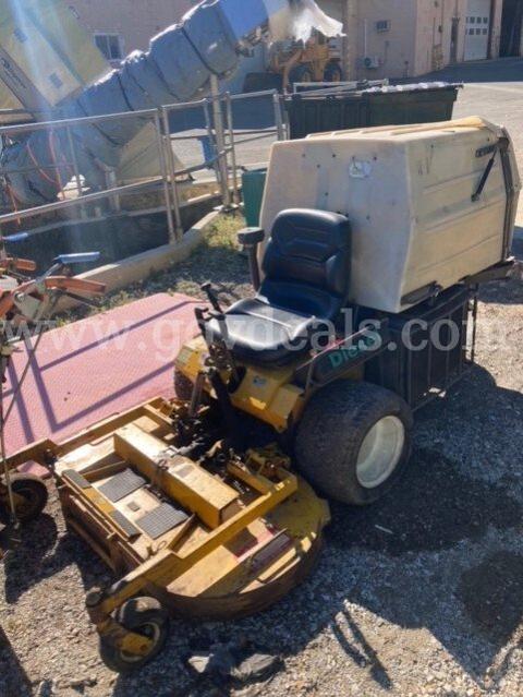 1999 Walker Mower Model #MDDG0S Serial #43351