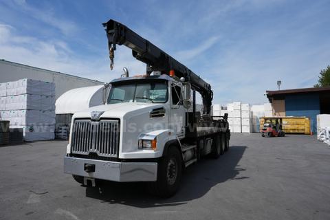 HIAB XS 435K-2-4 Hipro Mtd on 2016 Western Star 4700 SBA 8x6 Tri/A Boom Truck