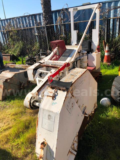 VERMEER T300B Root Pruner