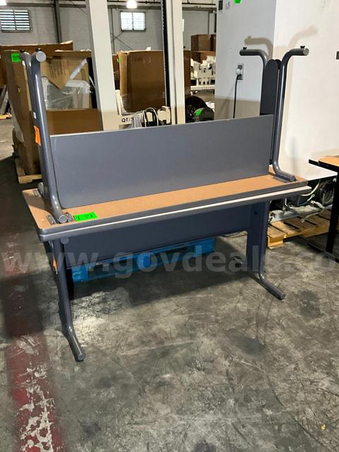 Table (2 pcs)