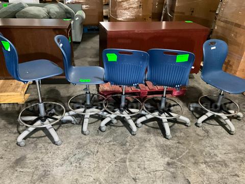Chairs (5 pcs)