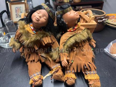 Rare, Set of (2), Ruth Cathy, American Indian Collection Dolls