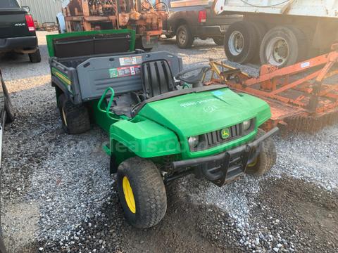 JOHN DEERE MOTORIZED CART