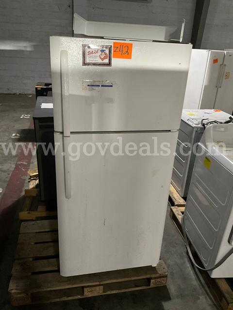 Refrigerator