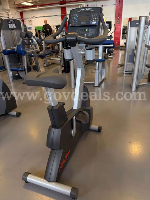 LIFE FITNESS BIKE