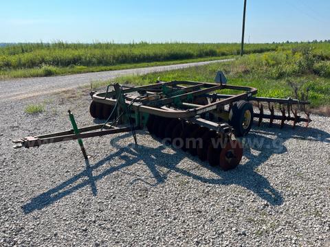 John Deere 215 Tandem Disc Harrow