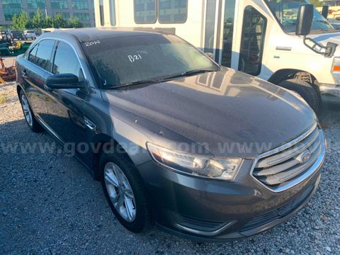 2016 Ford Taurus